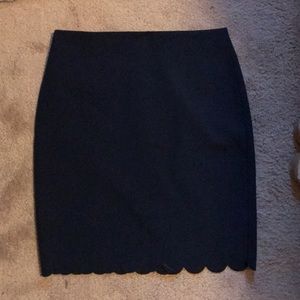 Banana Republic Scalloped pencil skirt